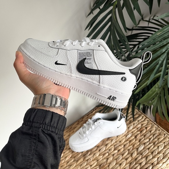 Nike Air Force 1 Utility - Picture 7 of 9